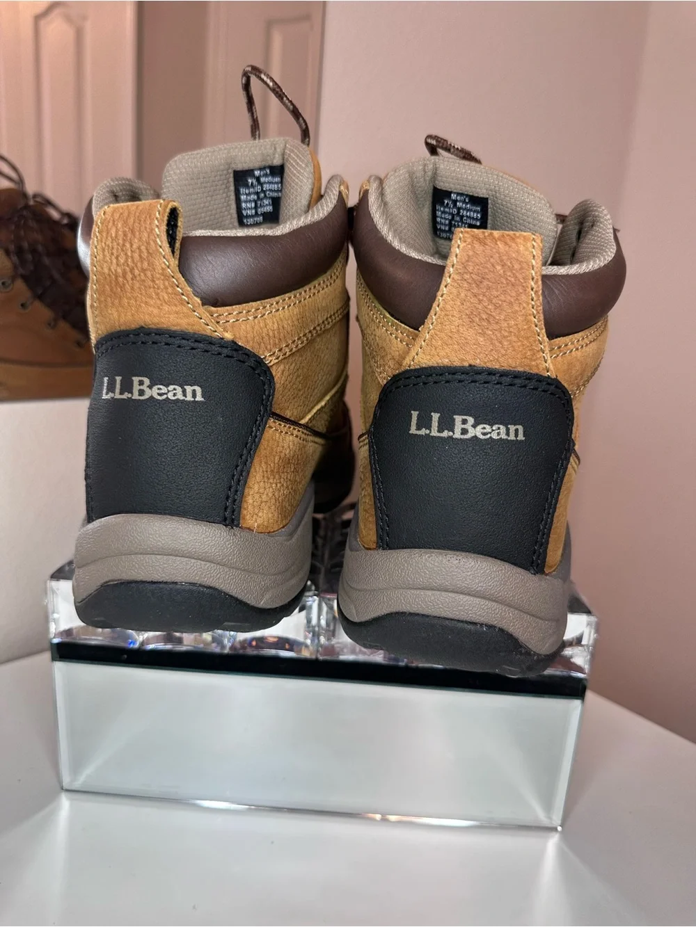 LL Bean Trail Model Cognac Color Waterproof Hiking Boots - size 7.5